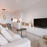 Huswell - Stylish With Harbour View Apartament Ostenda