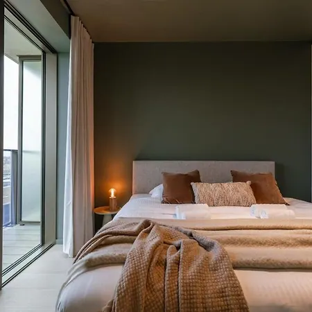 Huswell - Stylish With Harbour View *