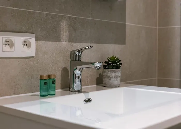 アパート Huswell - Stylish With Harbour View